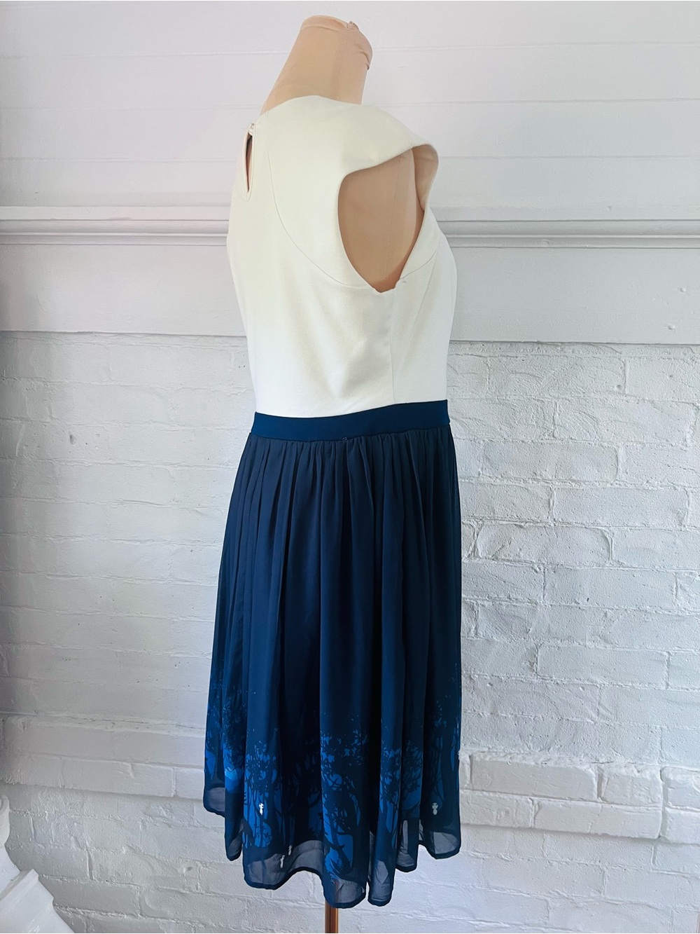 Her Universe Studio Ghibli Princess Mononoke Forest Dress Sleeveless Size Medium - Picture 6 of 14